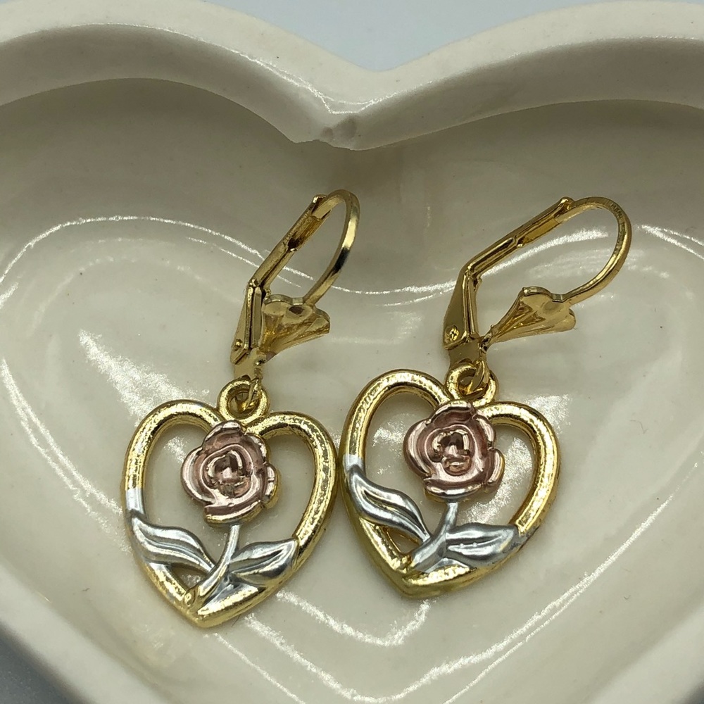 Small dangle heart earrings gold plated jewelry - Picture 4 of 5